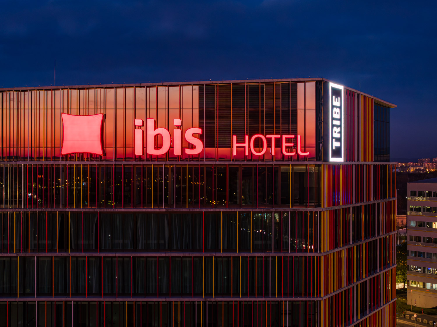 Az ibis & TRIBE Budapest Stadium megnyitásával a TRIBE hotelmárka bemutatkozik Magyarországon