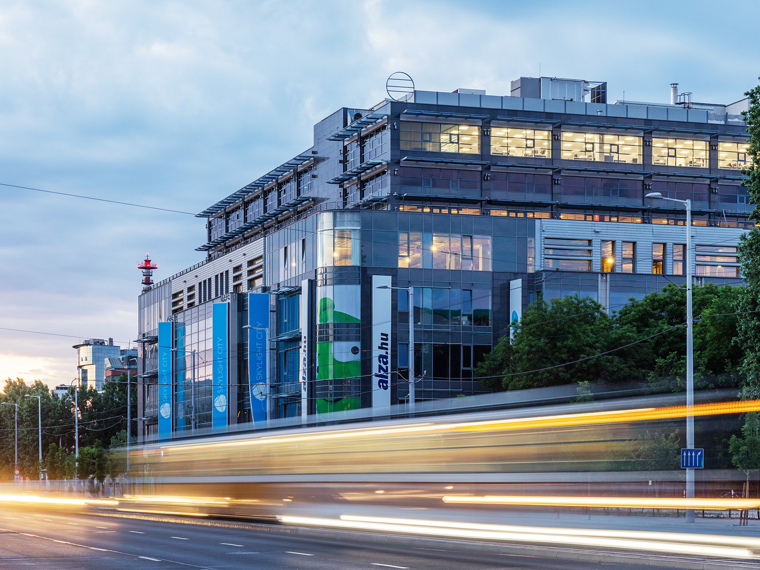 Another Tenant Chooses Skylight City